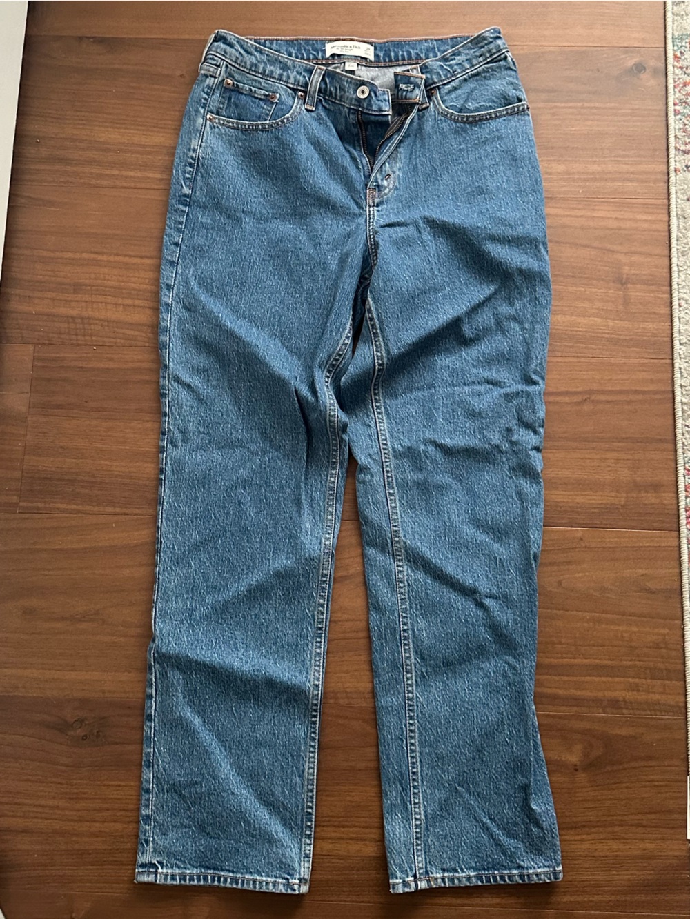 Abercrombie & Fitch 90s Fit Curve Love Jeans